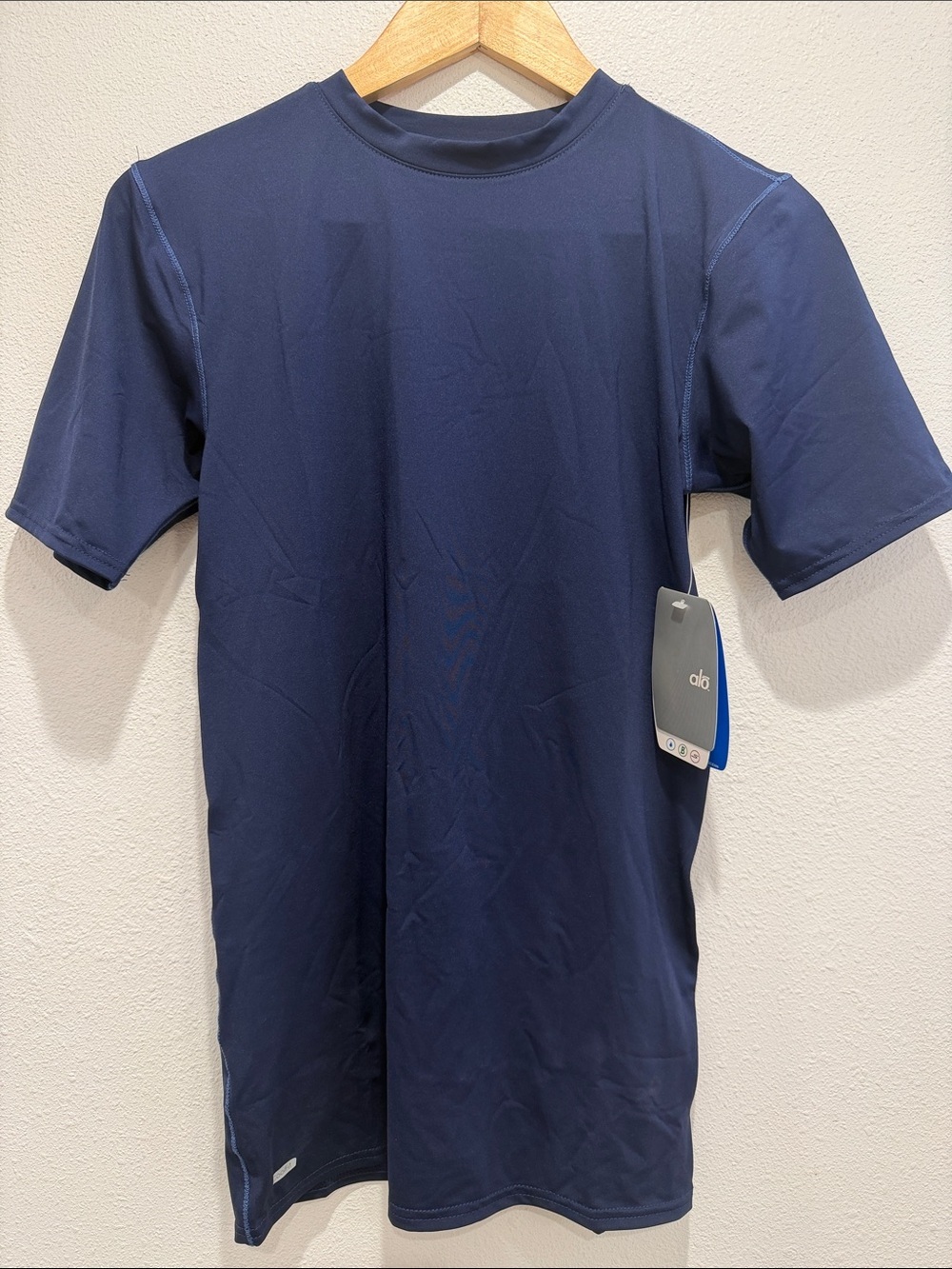 ALO Men’s Short Sleeve Compression Dri-Fit Blue Shirt New With Tags Small